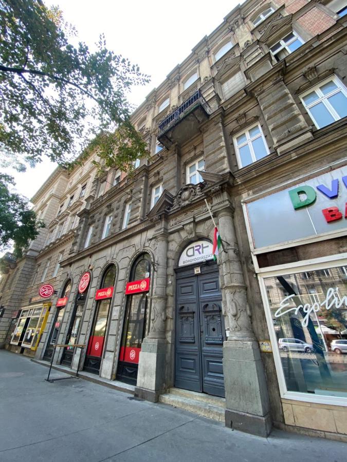 Luxury Nova Home Next To The New York Cafe Budapest Exterior foto